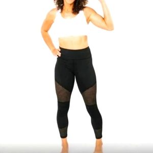 Zyia Light N Tight Leggings